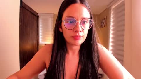 Anabel online show from January 20, 4:45 pm