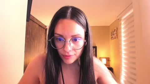 Anabel online show from February 4, 7:55 pm