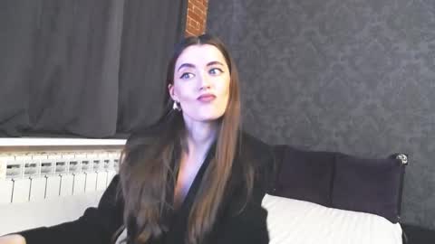 Anna online show from March 3, 2:59 pm