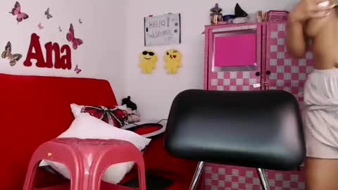 Ana online show from December 19, 4:25 pm