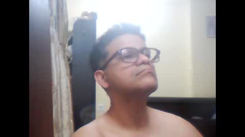 Snapshot of anacondalive chatting on March 16, 7:29 pm Anaconda online show from March 16, 7:29 pm