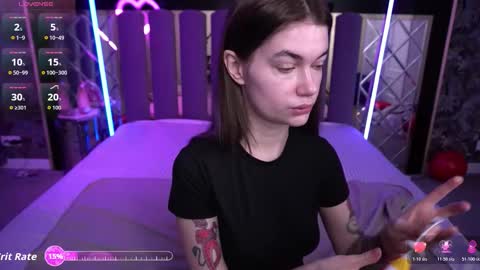 Snapshot of anacondaon chatting on February 6, 8:07 am Nika online show from February 6, 8:07 am