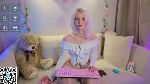 Deya online show from February 13, 10:50 pm