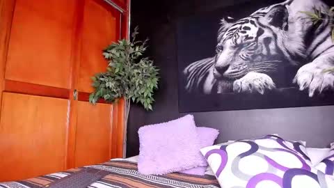 Anahi online show from February 15, 9:38 am