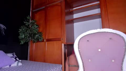 Anahi online show from October 13, 11:38 pm