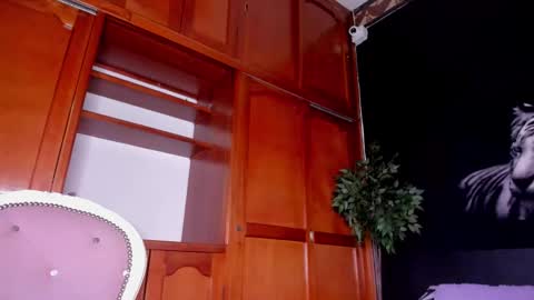 Anahi online show from December 4, 3:16 am