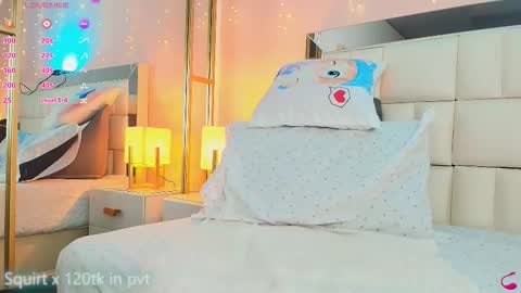 Anahi  online show from February 12, 7:53 pm