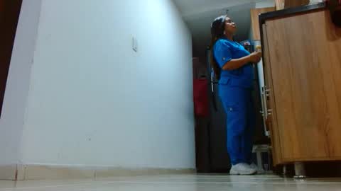Snapshot of anaids_dam chatting on April 18, 10:54 pm anaids online show from April 18, 10:54 pm
