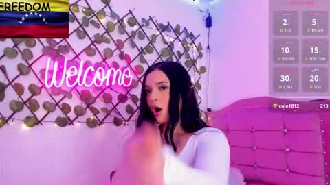 Anais online show from October 25, 10:59 pm