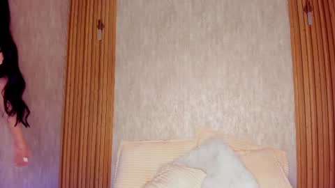 Snapshot of anais_as chatting on July 8, 2:38 am Anais online show from July 8, 2:38 am