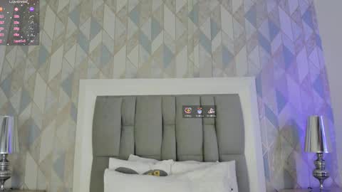   online show from September 26, 11:36 am