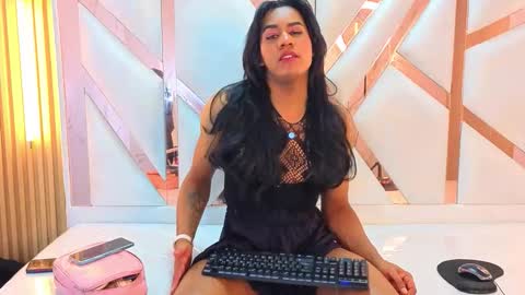 Snapshot of anaisa_tp chatting on October 21, 1:56 pm Ana online show from October 21, 1:56 pm