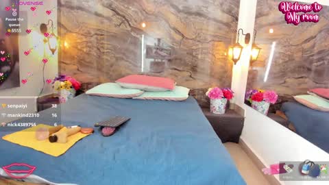 Analia smith online show from January 31, 6:24 am