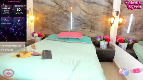 Analia smith online show from February 11, 8:37 am