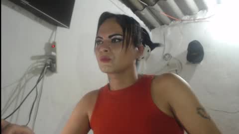 Analia smith online show from April 17, 6:33 pm