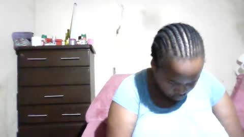Snapshot of analslut1987 chatting on March 3, 3:45 am analslut1987 online show from March 3, 3:45 am