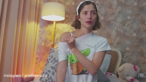 Snapshot of anam8 chatting on January 21, 8:00 pm Ana Mara Botero online show from January 21, 8:00 pm