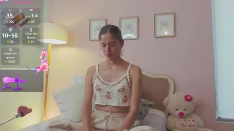 Snapshot of anam8 chatting on February 15, 7:50 pm Ana Mara Botero online show from February 15, 7:50 pm