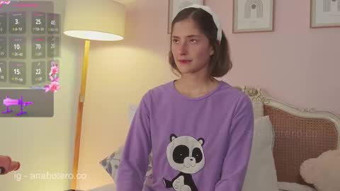 Snapshot of anam8 chatting on March 5, 8:10 pm Ana Mara Botero online show from March 5, 8:10 pm