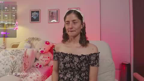 Snapshot of anam8 chatting on October 12, 12:42 am Ana Mara Botero online show from October 12, 12:42 am