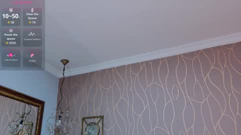 anamonroee online show from March 15, 8:37 pm