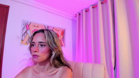 Ana online show from October 27, 7:29 pm