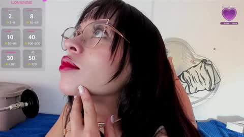 Snapshot of anasofia_07s chatting on June 2, 6:26 am anasofia_07s online show from June 2, 6:26 am