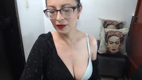  Anastacia  online show from September 14, 1:38 am