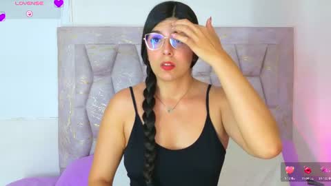 Snapshot of anastaciablake chatting on July 22, 3:20 am Anastacia online show from July 22, 3:20 am