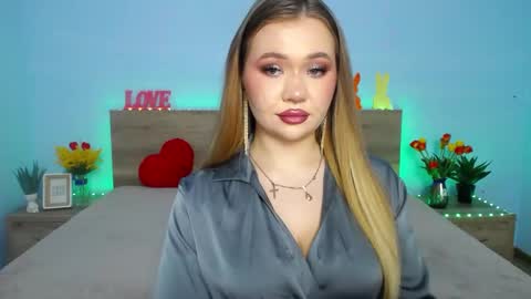 Snapshot of anastacyyellig chatting on March 9, 6:28 am anastacyyellig online show from March 9, 6:28 am