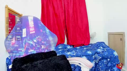 anazztasia_squirt online show from April 16, 6:09 pm