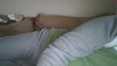 Snapshot of andellus chatting on February 16, 10:21 am andellus online show from February 16, 10:21 am