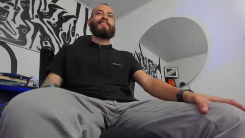 Andrs   -                   online show from March 6, 12:18 am