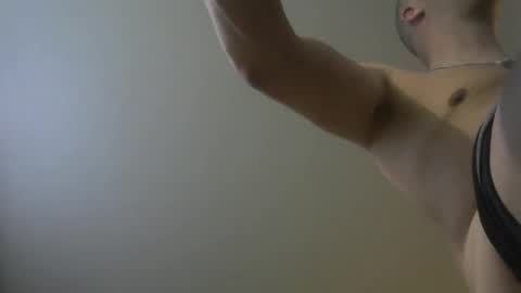 Snapshot of andi33c chatting on May 9, 3:39 pm Andy online show from May 9, 3:39 pm