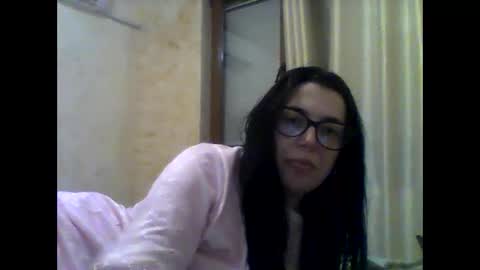 Snapshot of andjela9999 chatting on February 23, 7:33 pm andjela9999 online show from February 23, 7:33 pm