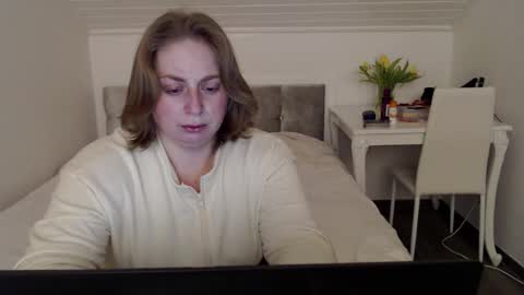 Snapshot of andorphina chatting on January 18, 4:33 pm Andorphin online show from January 18, 4:33 pm