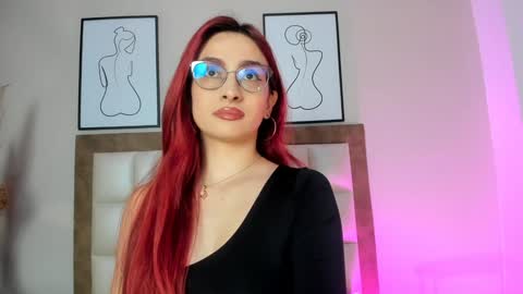 Snapshot of andracyruss chatting on January 3, 2:08 pm Andra Cyrus online show from January 3, 2:08 pm