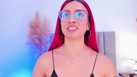 Snapshot of andracyruss chatting on January 8, 5:37 pm Andra Cyrus online show from January 8, 5:37 pm