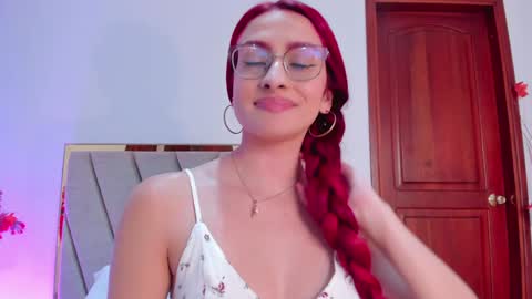 Snapshot of andracyruss chatting on January 11, 3:09 pm Andra Cyrus online show from January 11, 3:09 pm