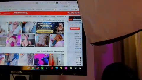 Snapshot of andracyruss chatting on September 27, 12:10 pm Andra Cyrus online show from September 27, 12:10 pm