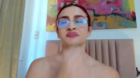 Snapshot of andracyruss chatting on October 9, 11:41 am Andra Cyrus online show from October 9, 11:41 am