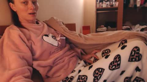 Andra online show from January 5, 5:27 pm