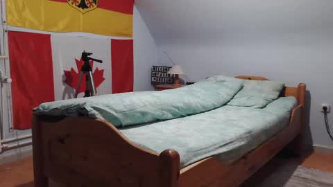 Andre online show from December 18, 8:14 pm