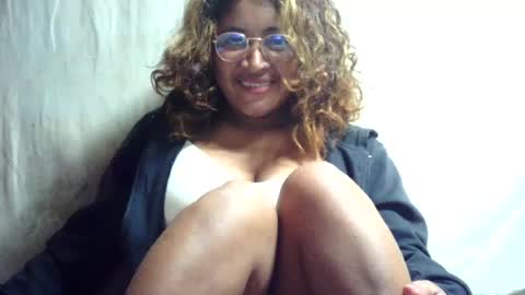 Snapshot of andre415913 chatting on July 17, 2:45 pm andre415913 online show from July 17, 2:45 pm