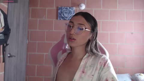 Andrea  online show from February 15, 3:31 pm