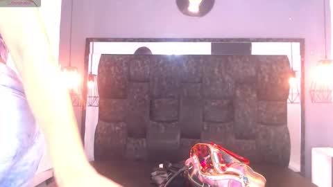 Andres Gil online show from February 22, 4:49 pm