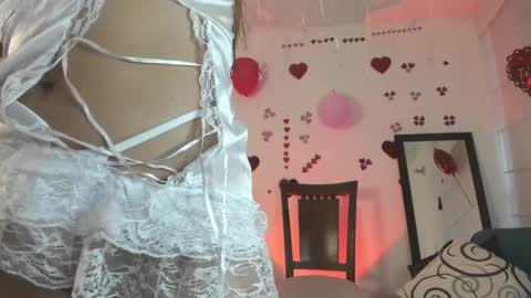 Snapshot of andrea_guz chatting on March 10, 9:51 pm ANDREA IM INDEPENDENT MODEL online show from March 10, 9:51 pm