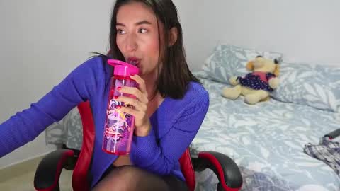 Andrea online show from December 16, 11:10 pm