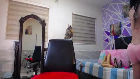 andrea ospina1 online show from January 16, 1:15 pm