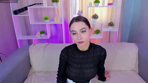 Snapshot of andreajohnsons chatting on May 6, 8:19 am andreajohnsons online show from May 6, 8:19 am